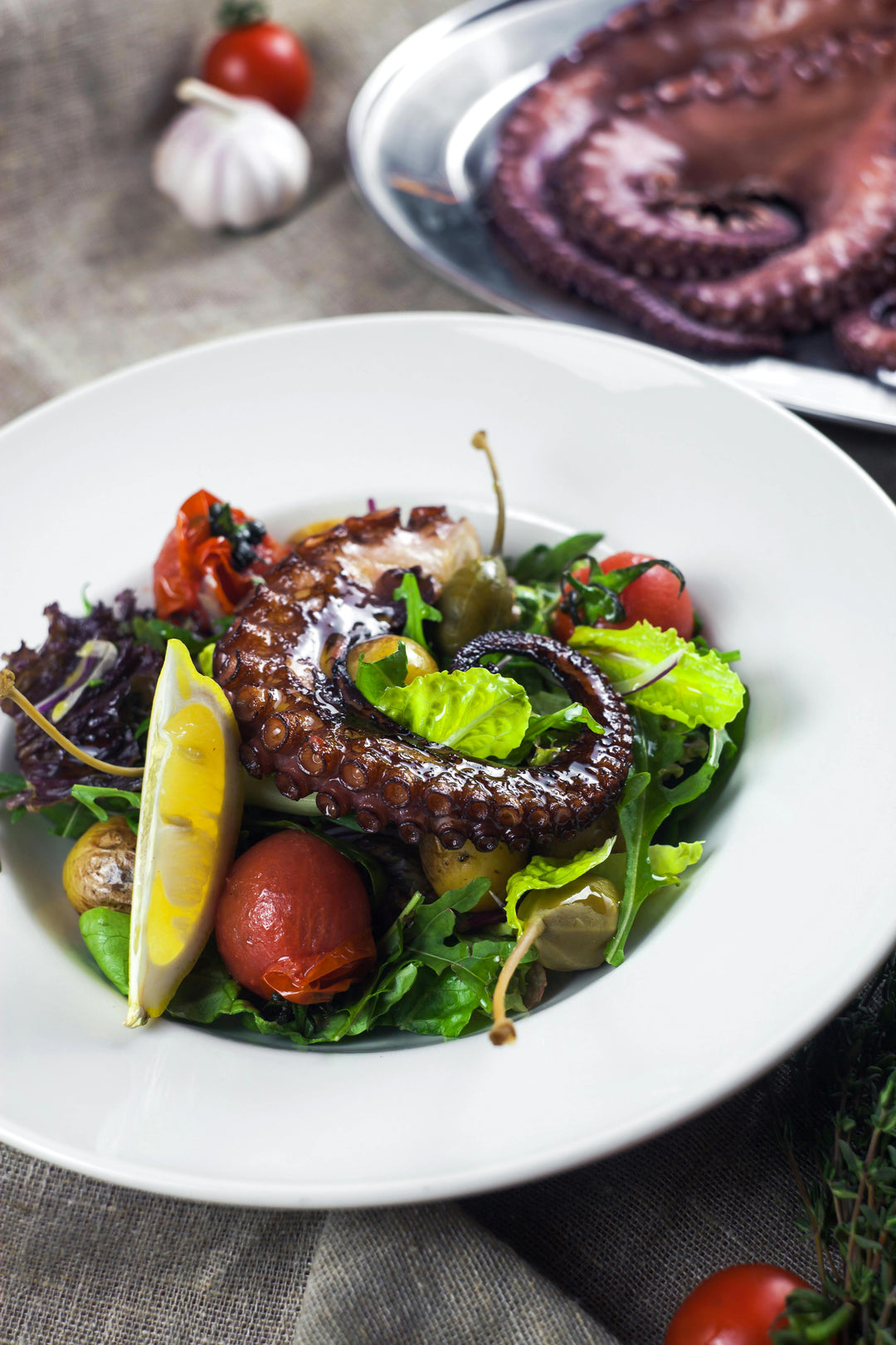Minimalist Mediterranean Diet: A New Perspective on Nourishing Your Body for Longevity